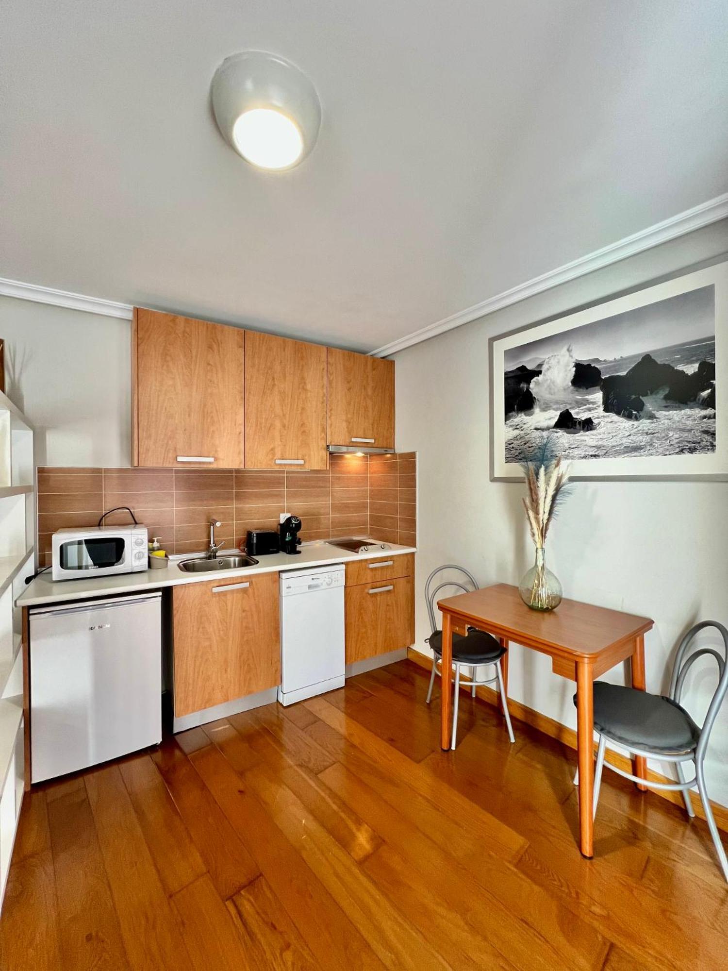 Apartamentos San Antonio 아란다데두에로 외부 사진